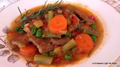 Ternera guisda con guarnición de verduras.jpg