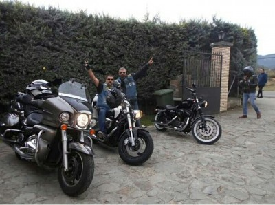 Guapas las motos!!! Vengaaaa y los chicos