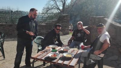 Se,está bien sentado eh???