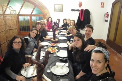 MUJERES AL PODER